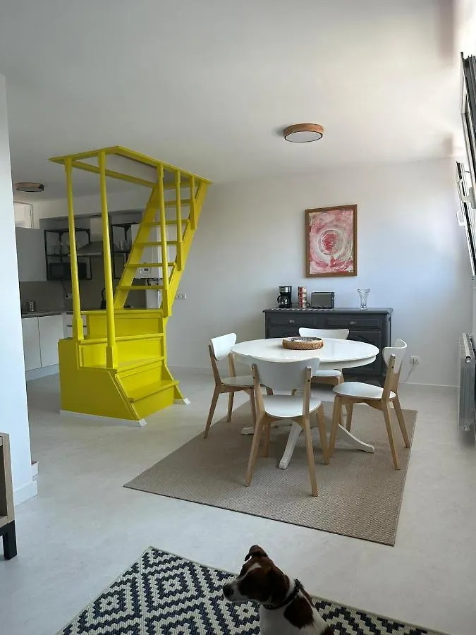 Design Apartment With Garage Santander 0*,